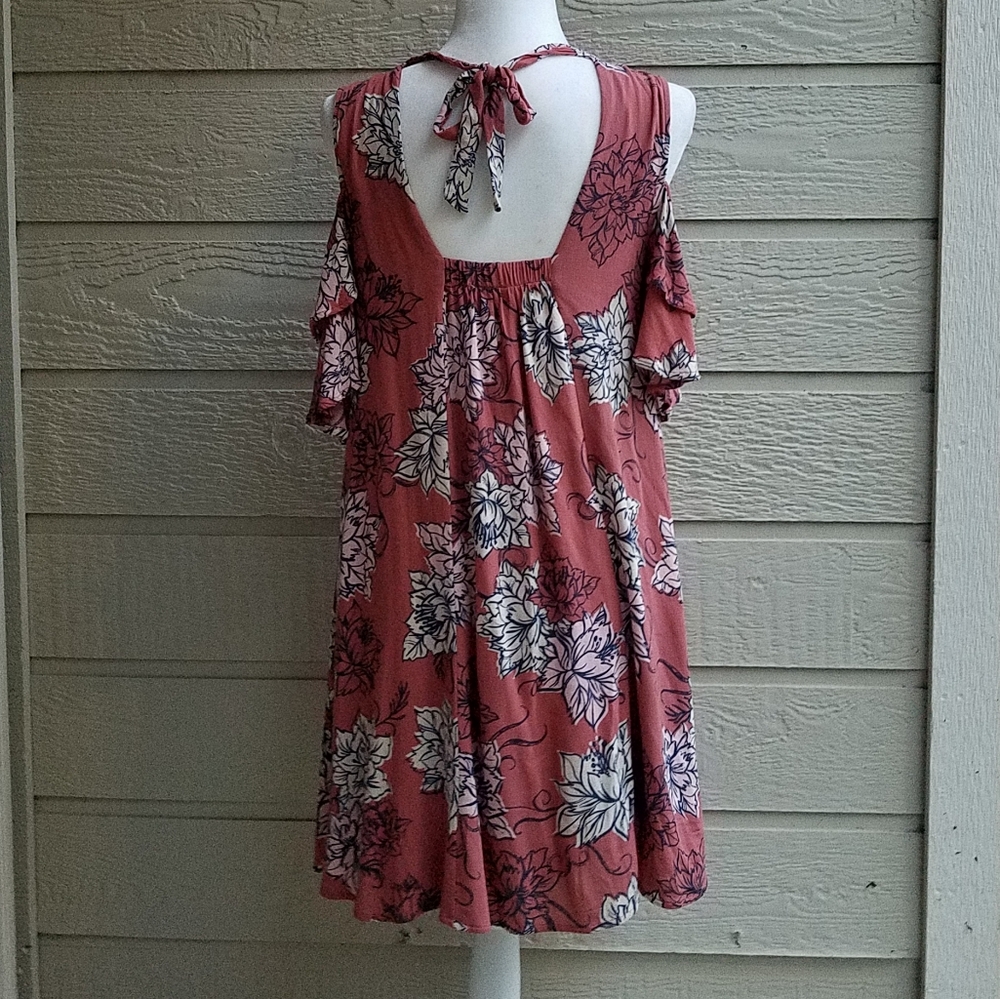 Others Follow Jolene Flutter Sleeve Cold Shoulder - image 6